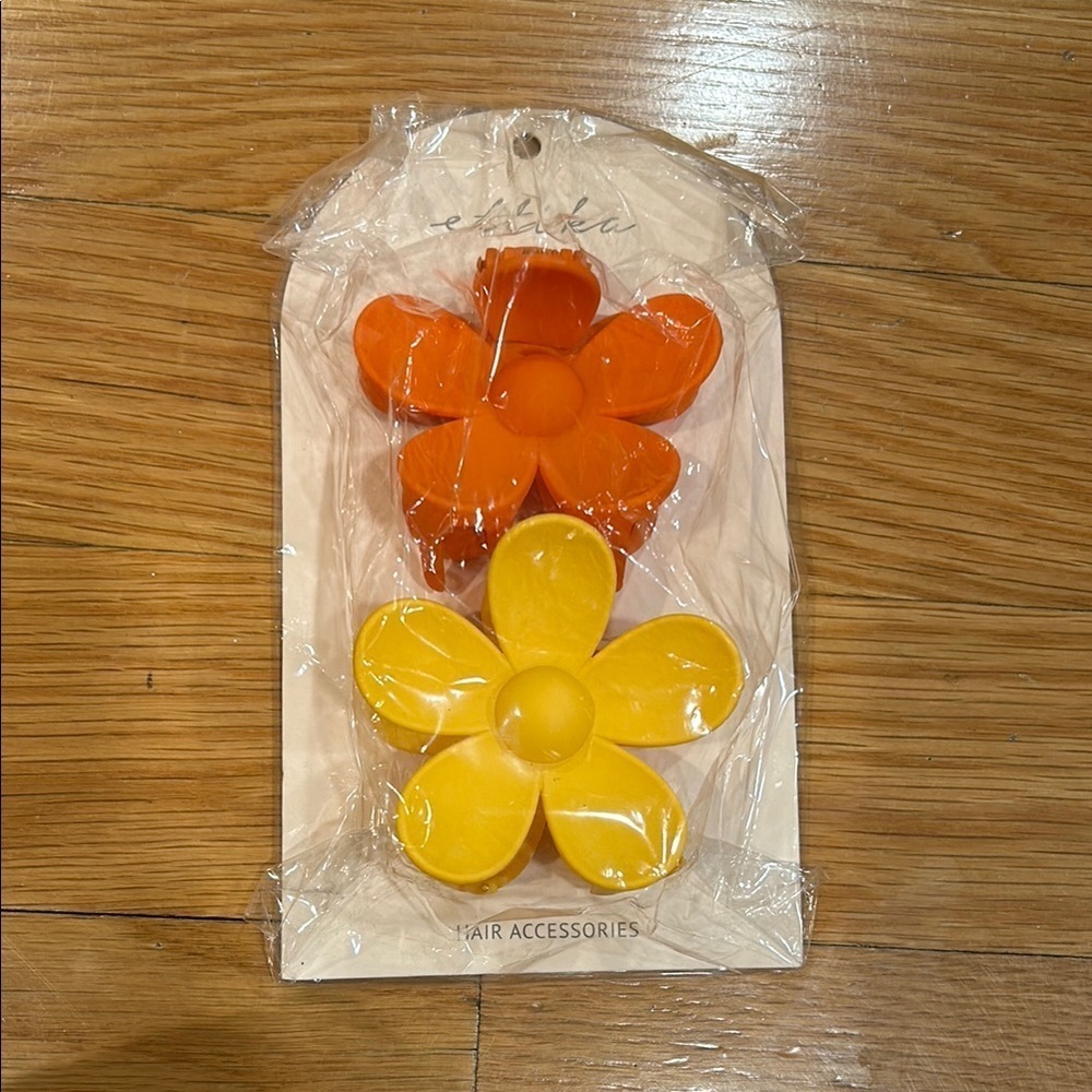 Chic Flower Hair Clips - Orange and Yellow